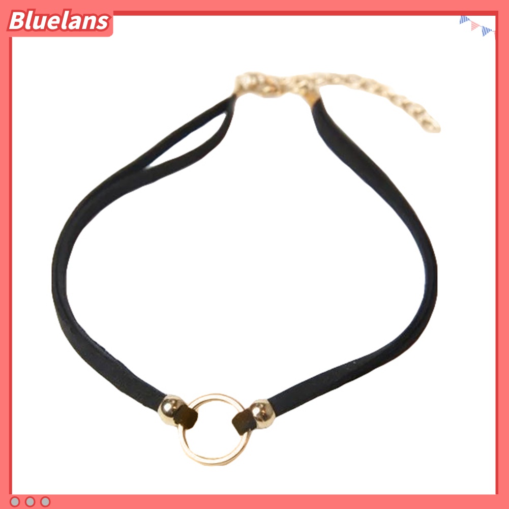 Kalung Choker Bahan Velvet Dengan Liontin Lingkaran Kecil Gaya Gothic Untuk Wanita