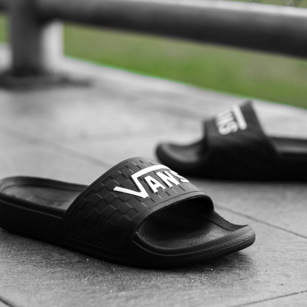 V4NS SLIDE-ON SLIPPER CHECKERBOARD ORIGINAL 100% / (SANDAL VANS)