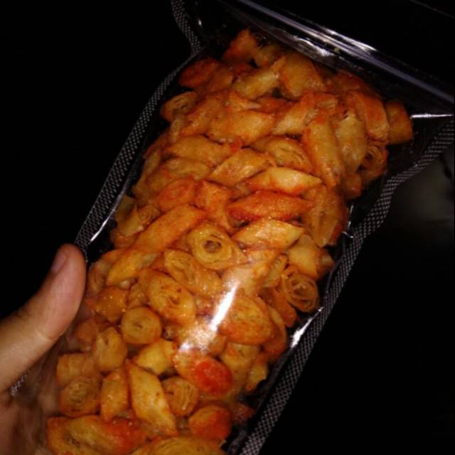 

Keripik lumpia memble