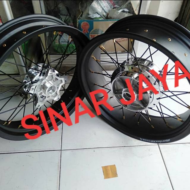 sepaket velg jari yamaha xsr 155 500 450 350 17 dll