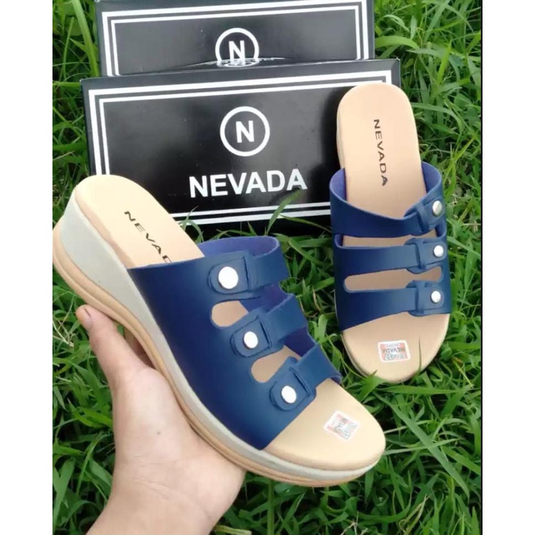 Sandal Wedges Wanita Terbaru Empuk Model Kekinian