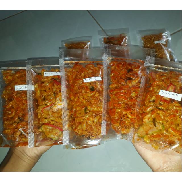 

Makaroni aroma daun jeruk