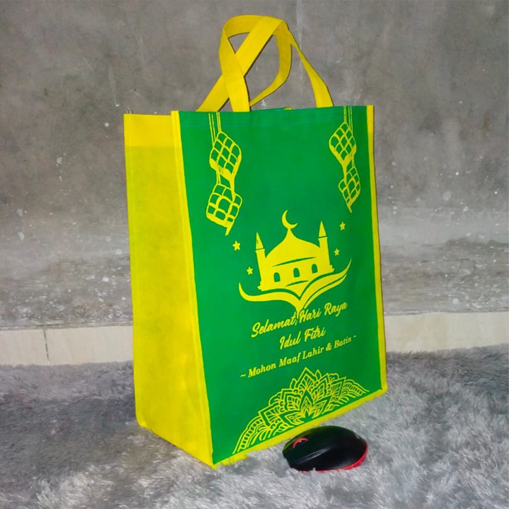 

Tas Parcel Lebaran Idul Fitri Ramadhan Termurah Bingkisan Goodiebag Hari Raya
