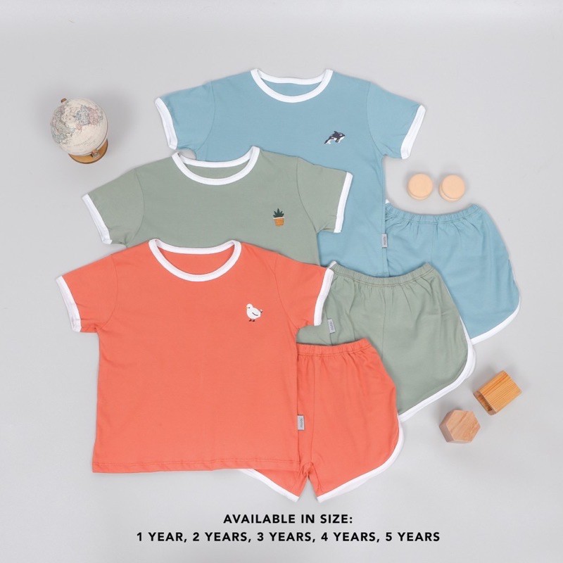 MOOI SETELAN RETRO SET /TSHIRT RETRO SET/SETELAN ANAK