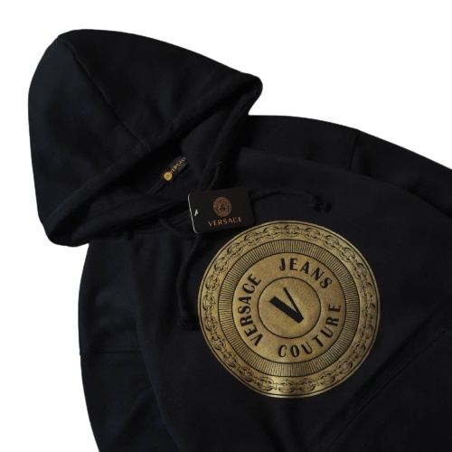 Sweater Hoodie VRSCE JEANS / Hoodie Pria / Hoodie Wanita Available M L XL Casual Good Brand Quality (Fulltag) Realpict