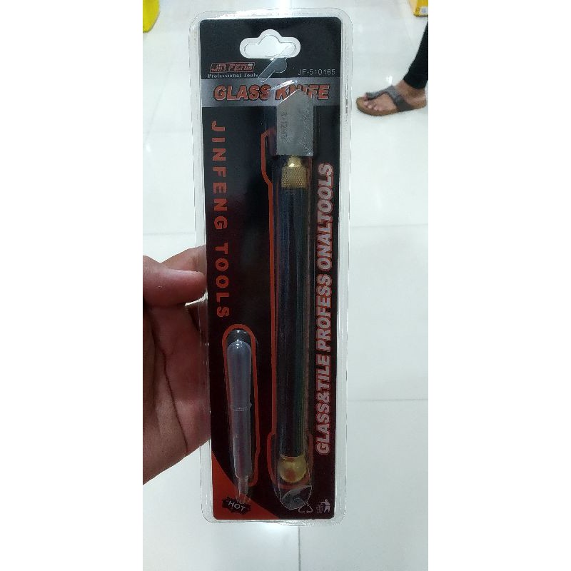 

Pisau Kaca Minyak / Glass Cutter Oil Merk Jinfeng