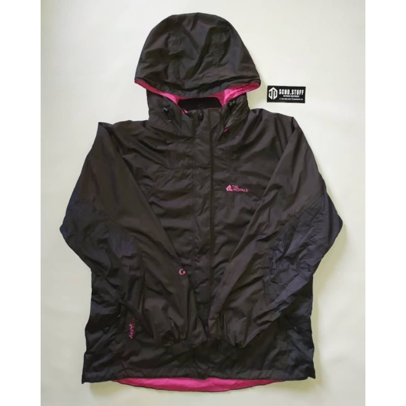 JAKET OUTDOOR THE RED FACE