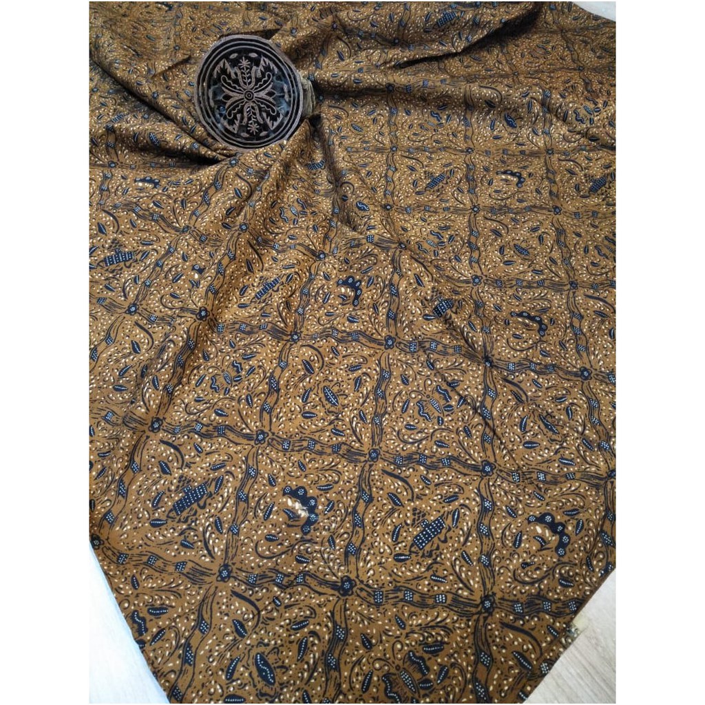 KAIN BATIK ASLI SOLO KATUN HALUS PREMIUM MODERN  SOLO KATUN HALUS PREMIUM Halus Handprint Klasik Sido Mukti Saturnus  PARANG SATRIO MADUKARA RAJASWA ARINDA INDIGO UWER MERAH PEKSI WIGUNO MAHKOTA PENDEK AROMA KOPI DWI MUKTI MOCCA SETYO PRABU PROBOSETO