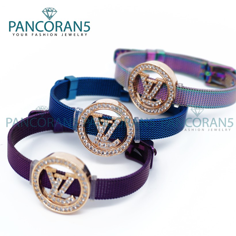 Gelang Titanium Liontin LV