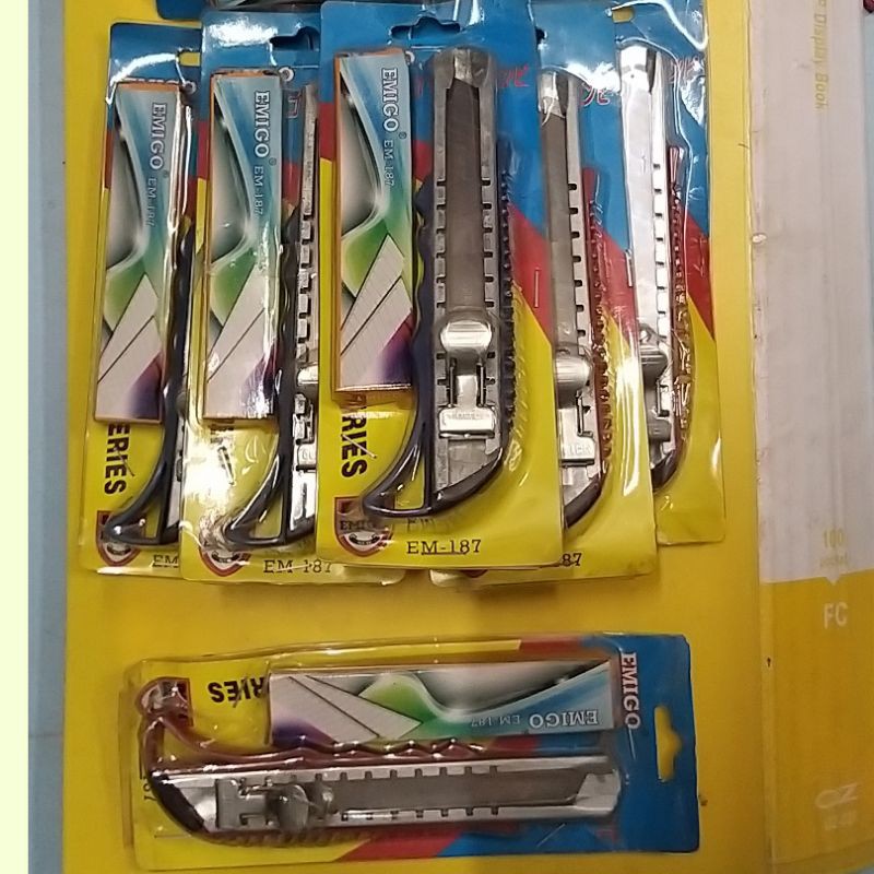 

PISAU CUTTER EMIGO em187