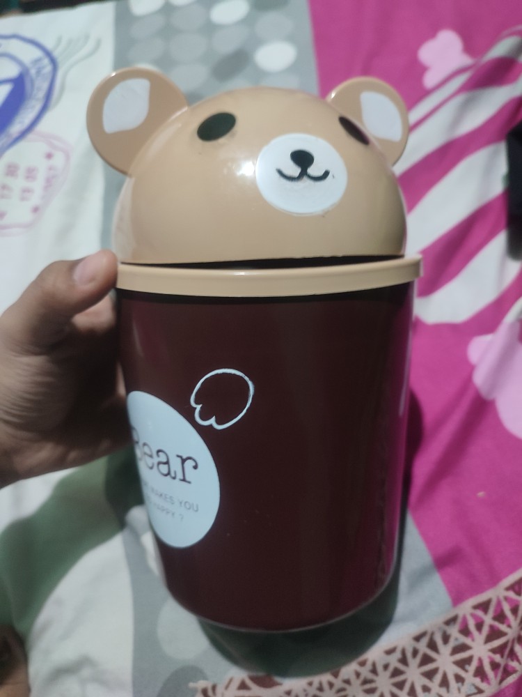 Tempat Sampah Karakter