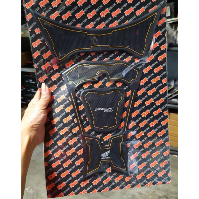KARPET KARET HITAM LIS GOLD TANK PAD VARIASI MOTOR PCX150 LOKAL