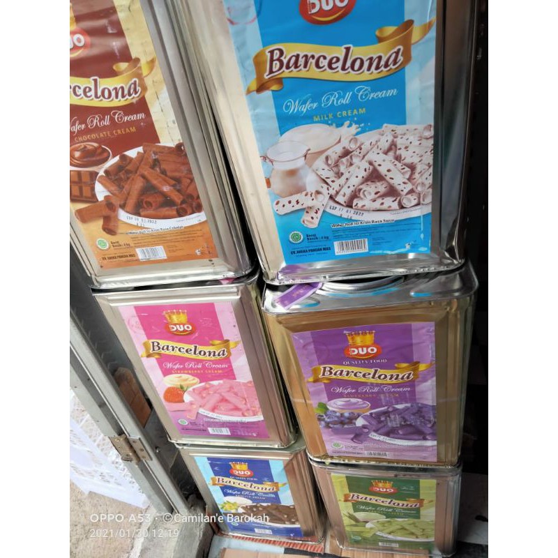

Barcelona wafer roll