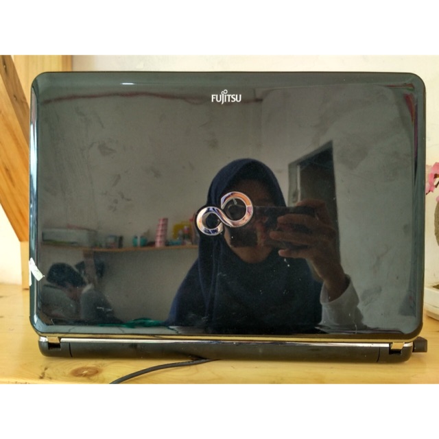 Laptop ex USA, singapore, malaysia