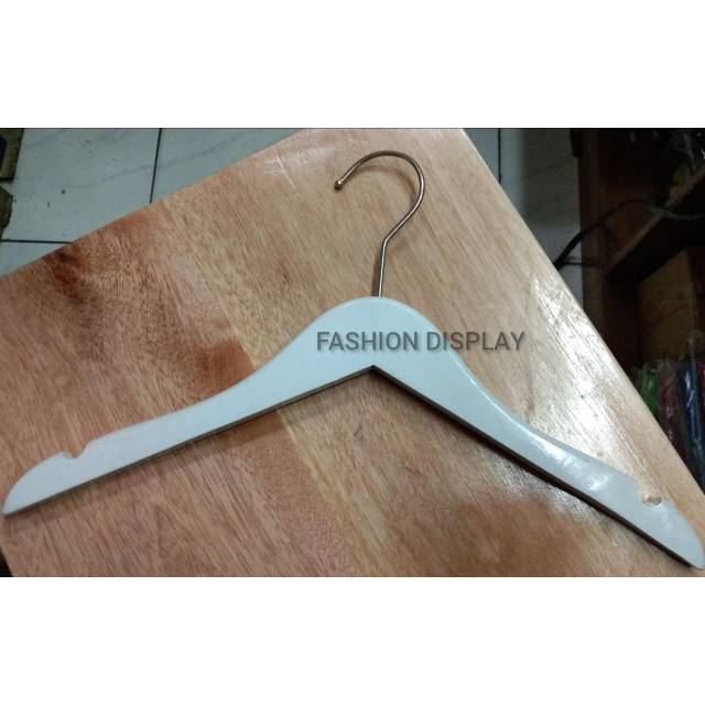 Hanger Kayu Anak Warna Putih/Gantungan Baju Putih Ukuran S Anak/Display Baju Anak (BH)