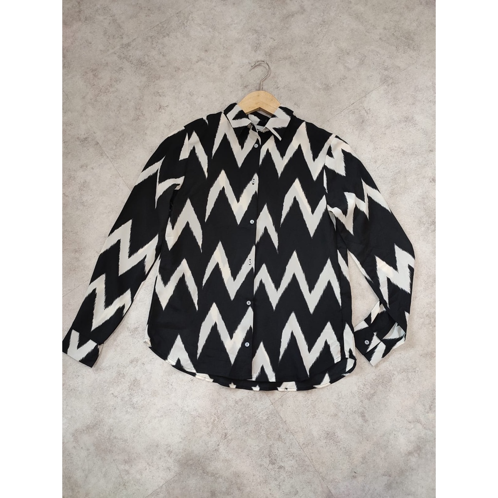 Kemeja Wanita Hitam Atasan Lengan Panjang Kekinian Black Blouse Woman-8