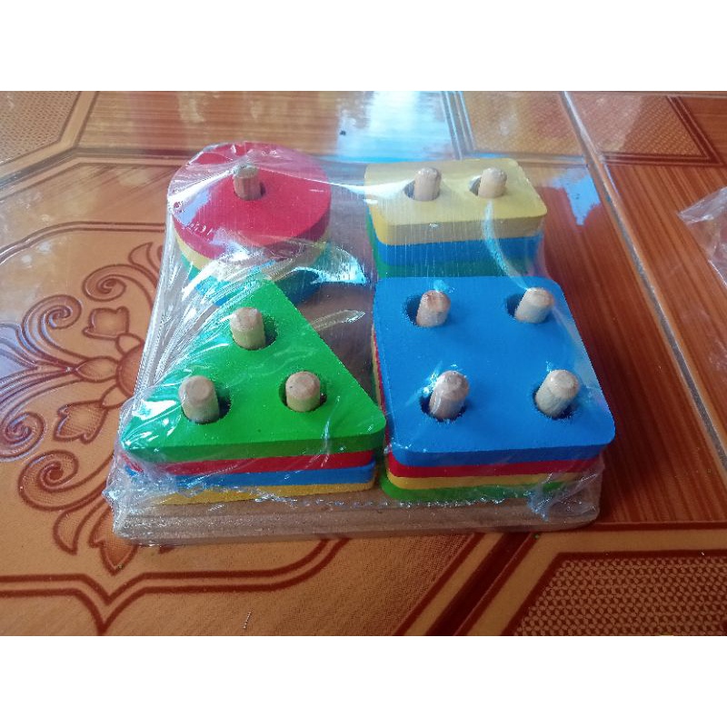 mainan anak mainan edukasi menara geometri