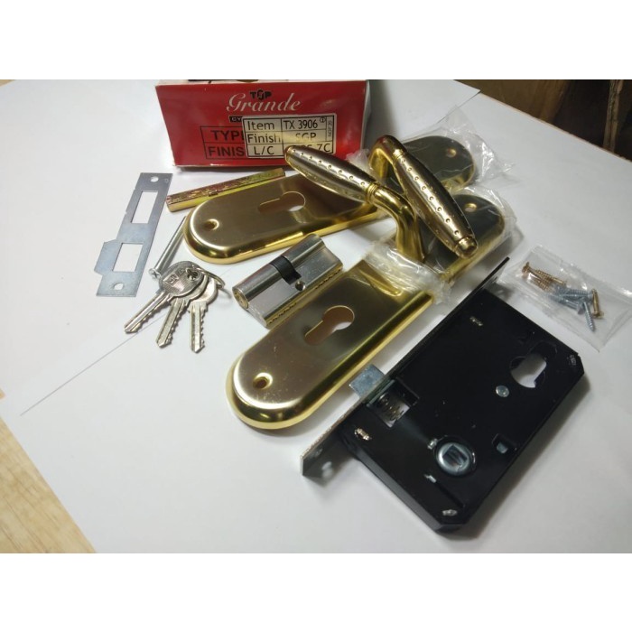 KUNCI PINTU HANDLE KUNCI GAGANG PEGANGAN BODY PINTU TOP GRANDE TX 3906 SGP GOLD ELEGAN BERKUALITAS/KUNCI PINTU TOP GRANDE MEDIUM KOMPLIT SET/HANDLE GAGANG PEGANGAN PINTU