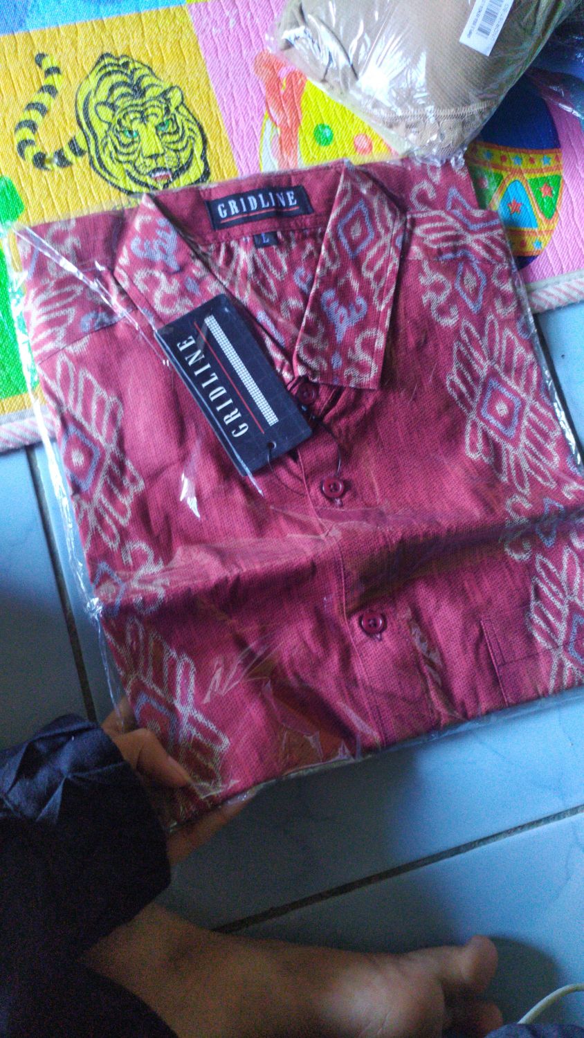 [gridline - R070 Maroon & Steel Blue] Kemeja Batik Pria Katun Lengan Pendek Regular Songket Seragam