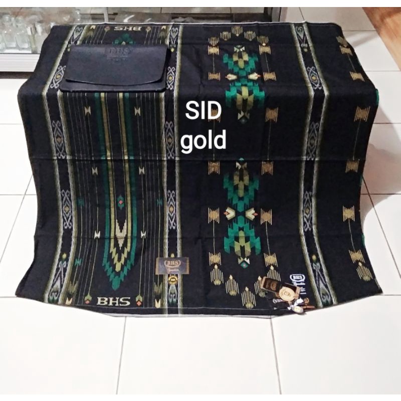SARUNG BHS SIGNATURE SID&SGD gold