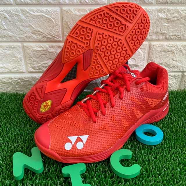 Sepatu Yonex Aerus 3 RED