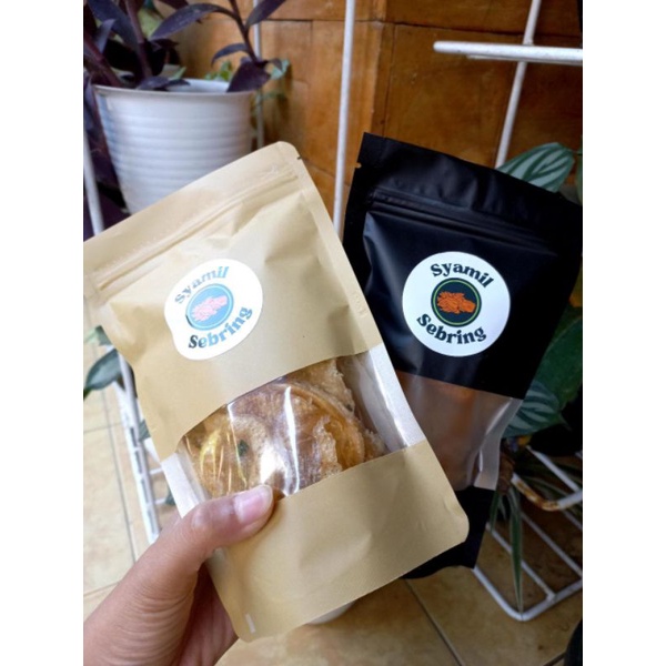 

KERIPIK KACA DI SEBRINGIN AJA