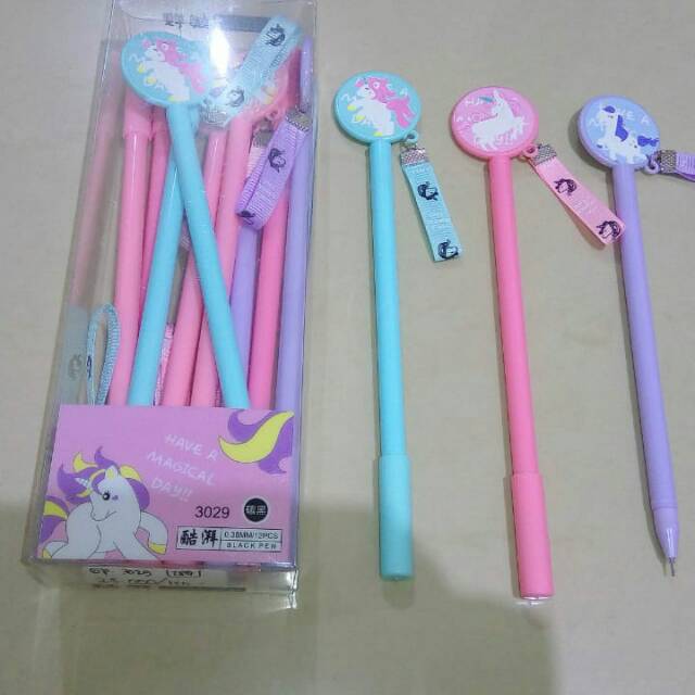

12pcs Pena Unicorn Bulat Gantungan 3029