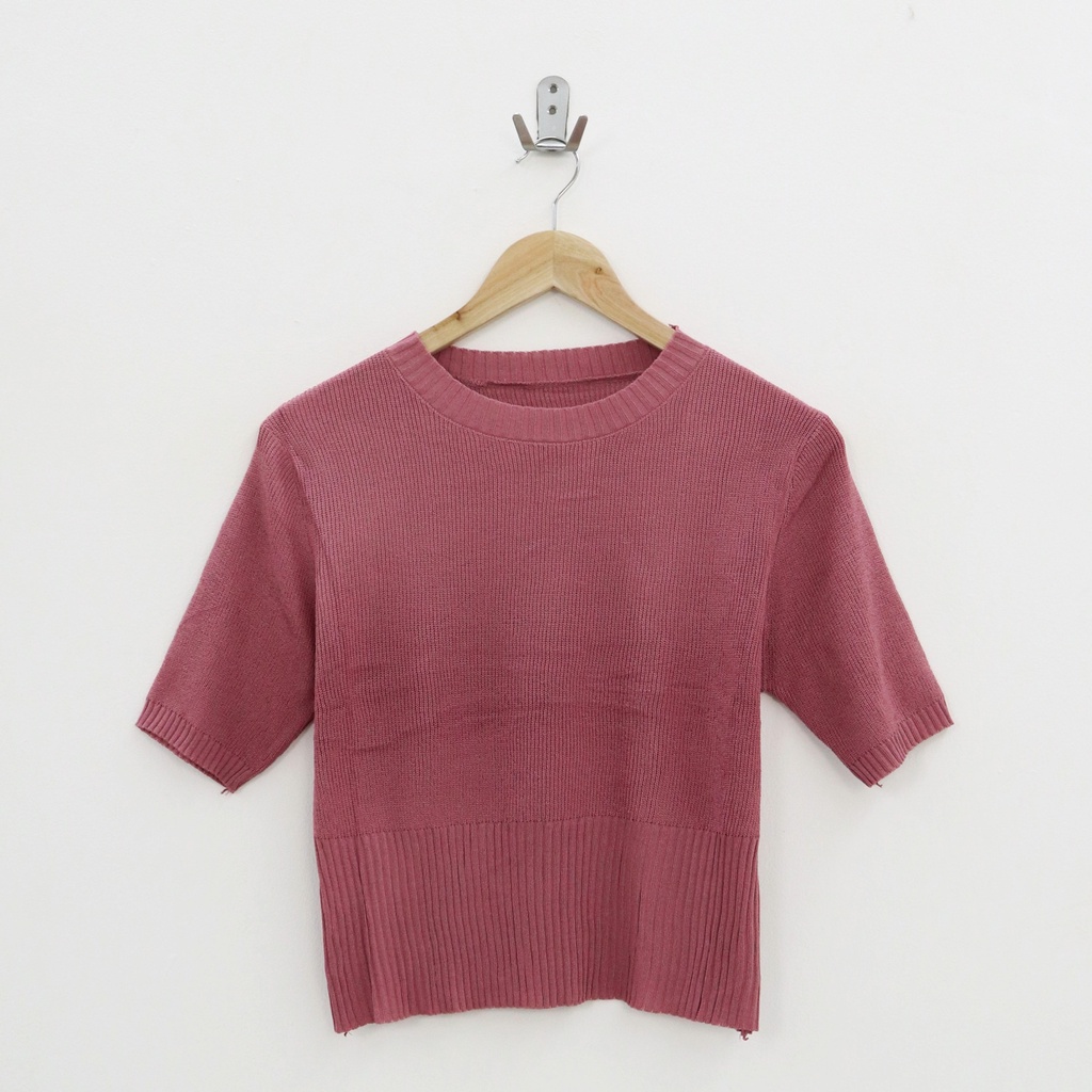 Chaeni knit top - Thejanclothes