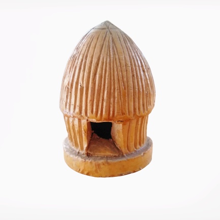 Miniatur Rumah Adat Papua Honai Hiasan Rumah Oleh-Oleh Khas Papua