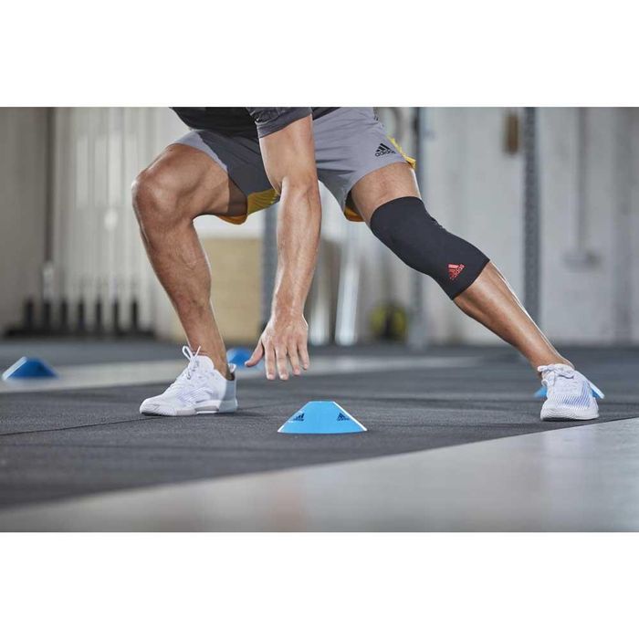 Essential Knee Support Adidas / Deker Lutut Adidas - ORIGINAL