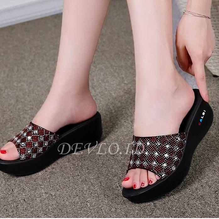 WEDGES CALBI Sandal Wanita CalbiKekinian {PS.01Jl22ž}