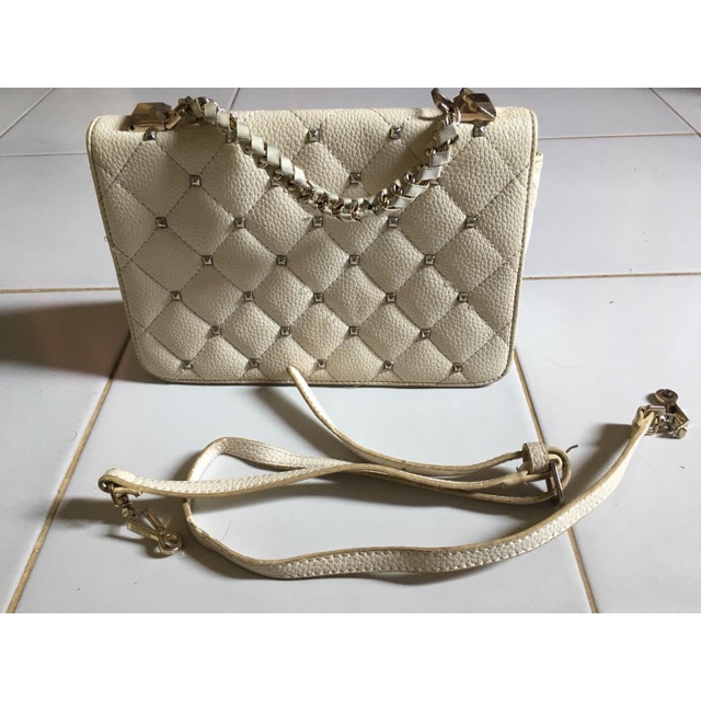 mini bag ala charles & keith