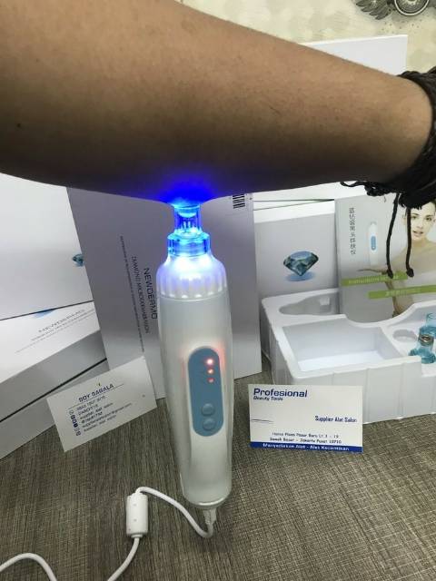 Portable vacum comedo dan Diamond Dermabrasion