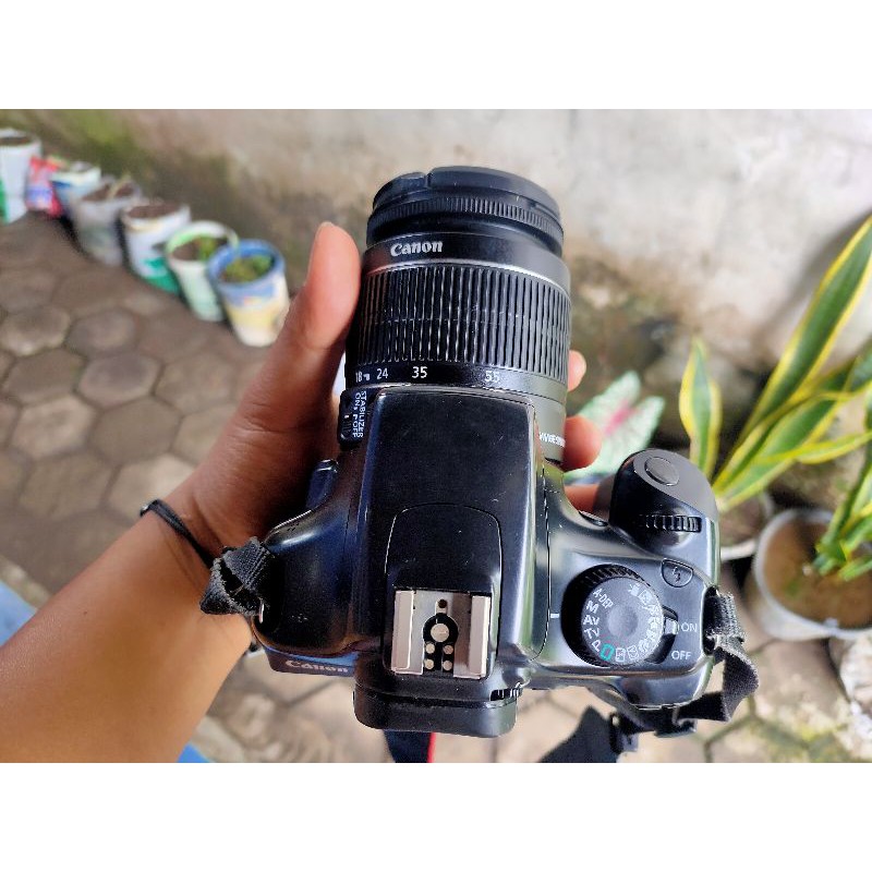 dslr canon 1100d + lensa