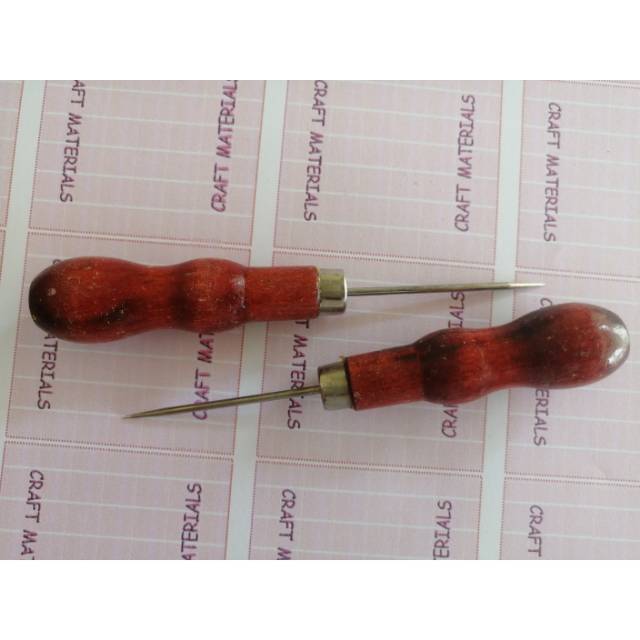 Uncek / pelubang sepatu