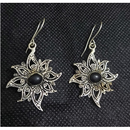 Anting Silver Etnik Floweria Batu Hitam