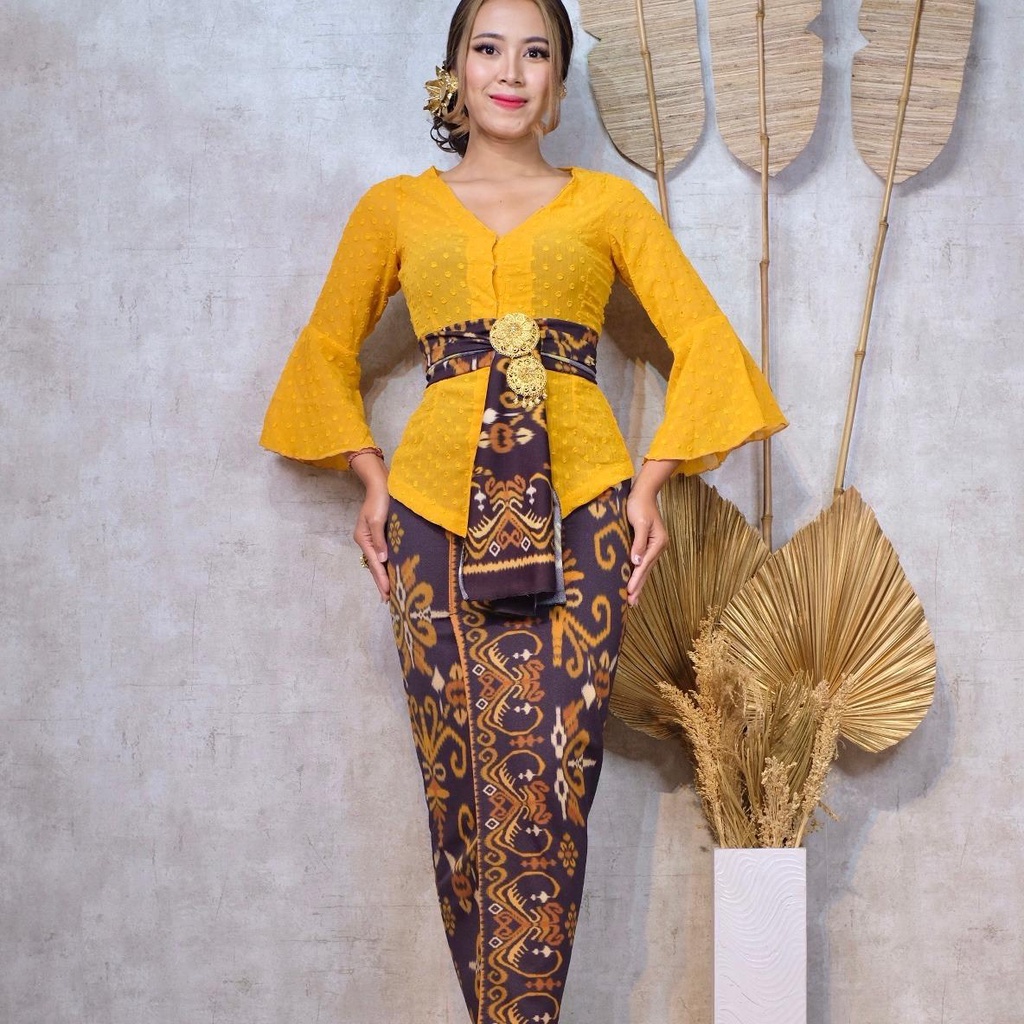 (KODE7) ONE SET KEBAYA JADI YORYU URAGIRI TROMPET+KAMEN MOSCREPE+SELENDANG-6