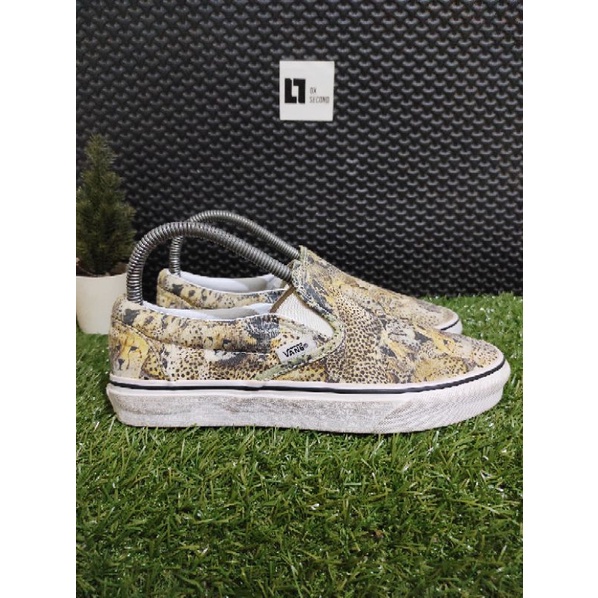 Vans slip on calssic Leopard second bekas preloved
