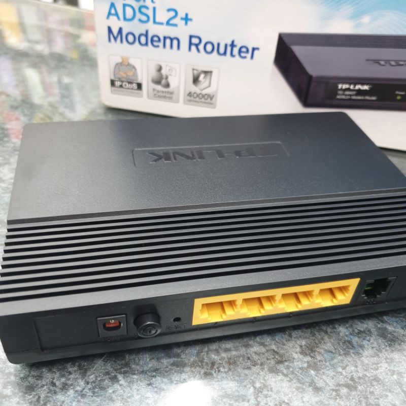 TP LINK TD-8804T Modem Router 4-Port ADSL2+ 10/100 m