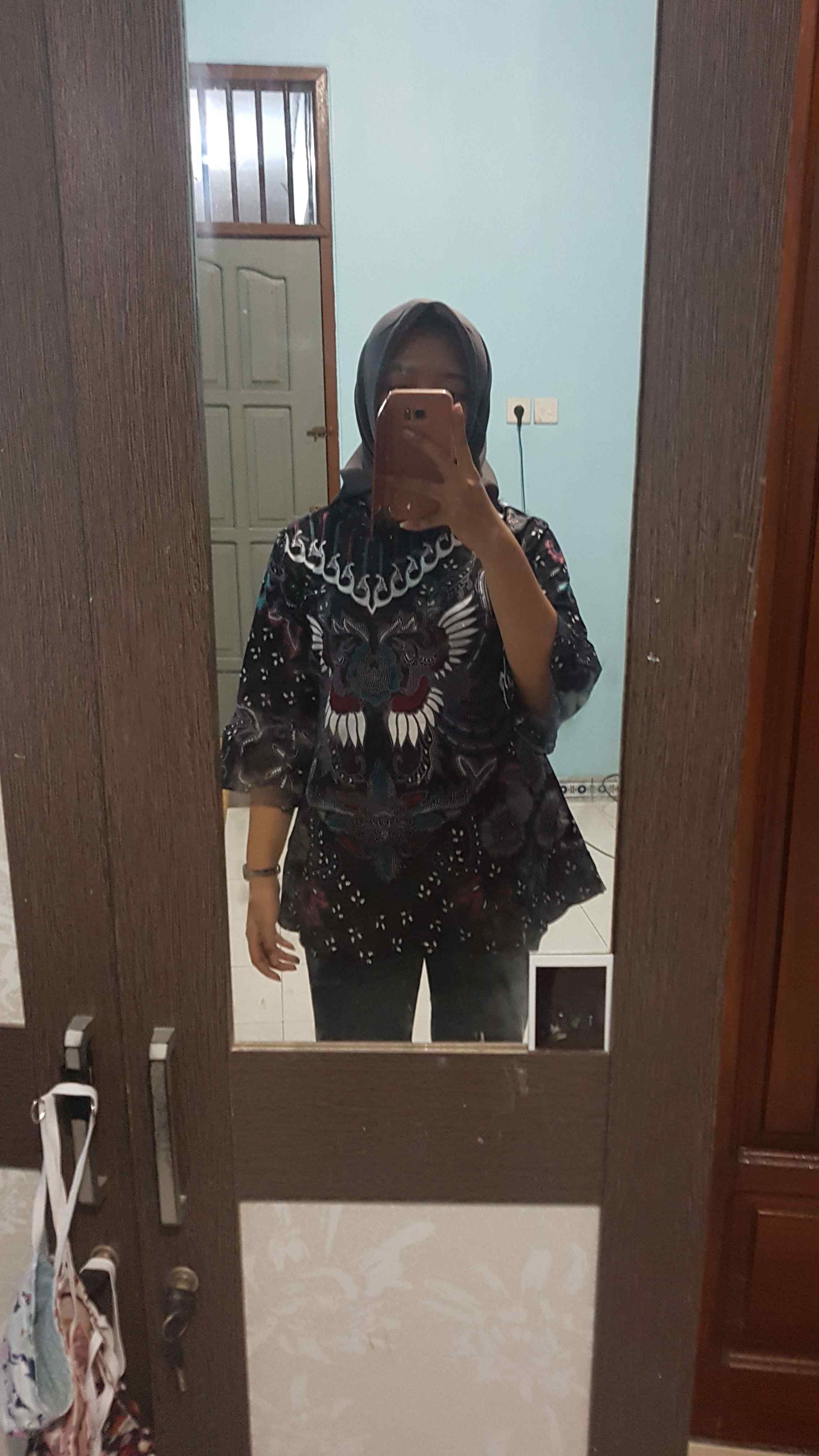 Batik Couple Keluarga Sania Ruffle Ori Ndoro Jowi Dnt Sogan Sekar Ulir - Kupu Putih Abu