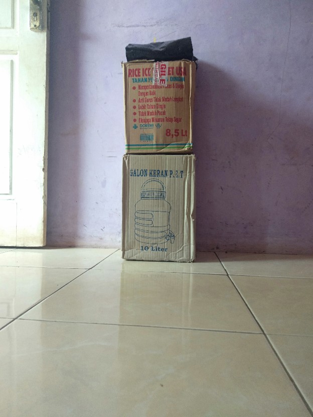 Paket Galon 10 L Dan Rice Bucket 8.5