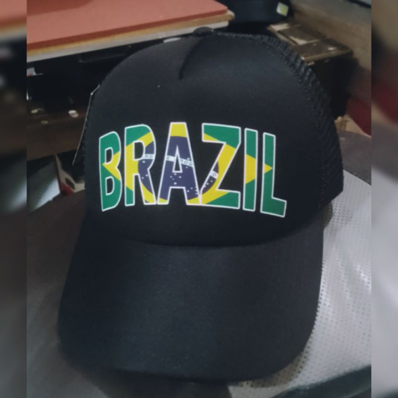 topi trucker logo FIFA world cup Brazil 2022