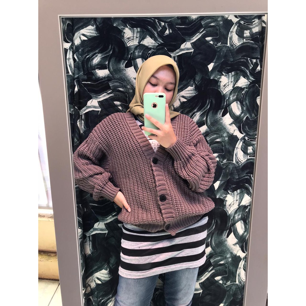 Shila Cardigan Rajut Premium Cardigan Oversize Shila Cardigan Rajut Premium Cardigan Oversize