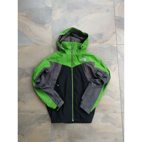 THE NORTH FACE HYVENT JAKET