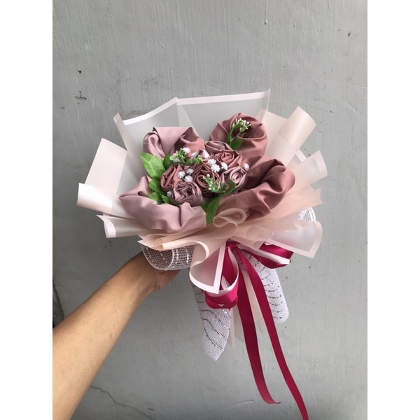 Buket 2 Hijab / Buket Hijab syari 130cm x 130cm / buket wisuda / buket ultah