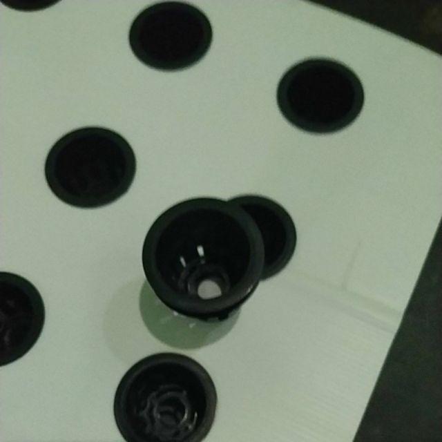 Netpot Hitam Lubang Tengah Ukuran 5 Cm