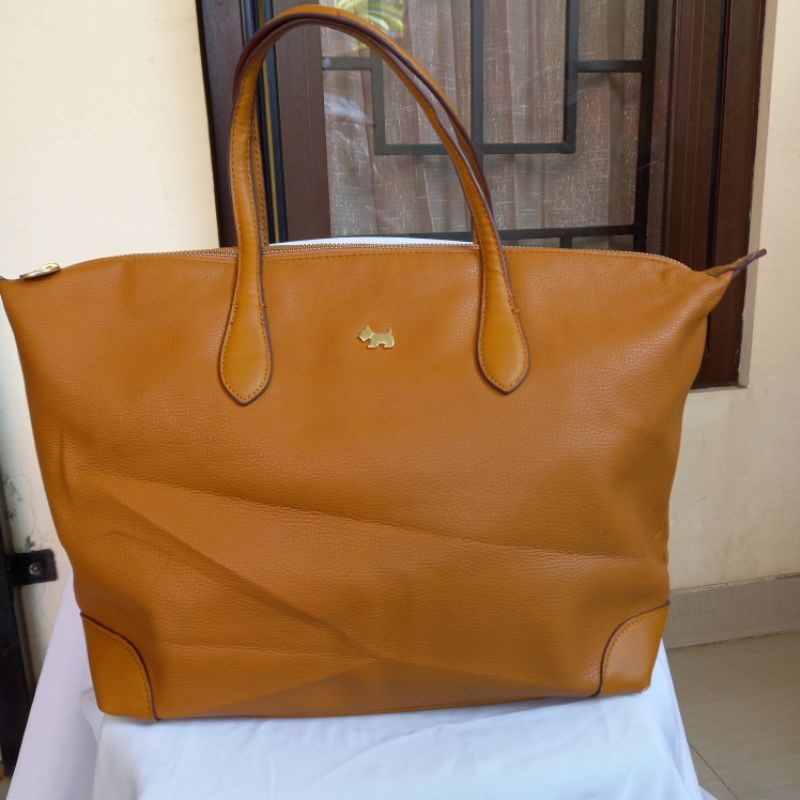 PRELOVED HAND BAG AGATHA