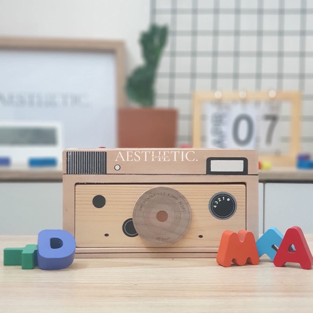 

Madforaesthetic Tempat Pensil Kotak Kayu Estetik Model Kamera Wooden Stationery Box Aesthetic