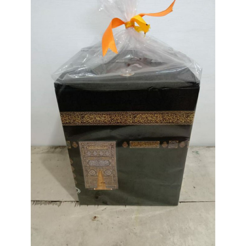 celengan Ka'bah jumbo