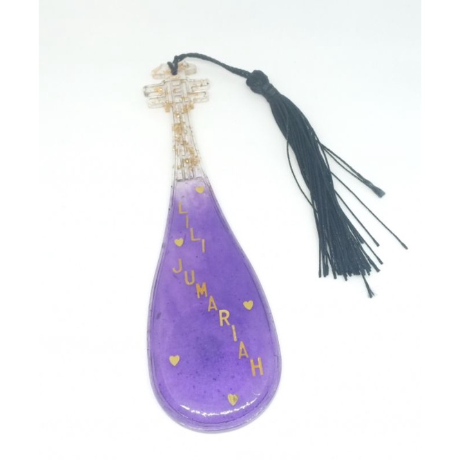 

pembatas buku resin custom/custom resin bookmark
